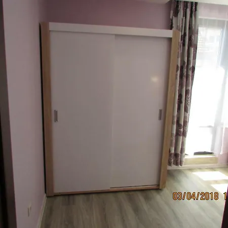 синият залив Apartamento Pomorie