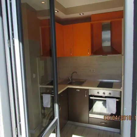 синият залив Apartamento Pomorie