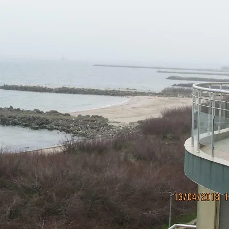 синият залив Pomorie