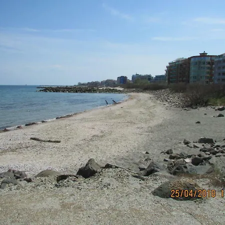 синият залив Pomorie